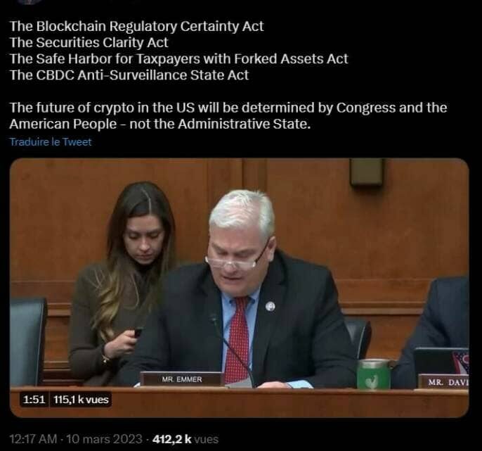 À bas les MNBC : un député US milite contre le e-dollar